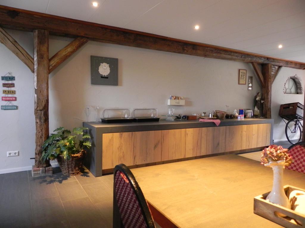 Hoeve De Mertel Biezenmortel المظهر الخارجي الصورة